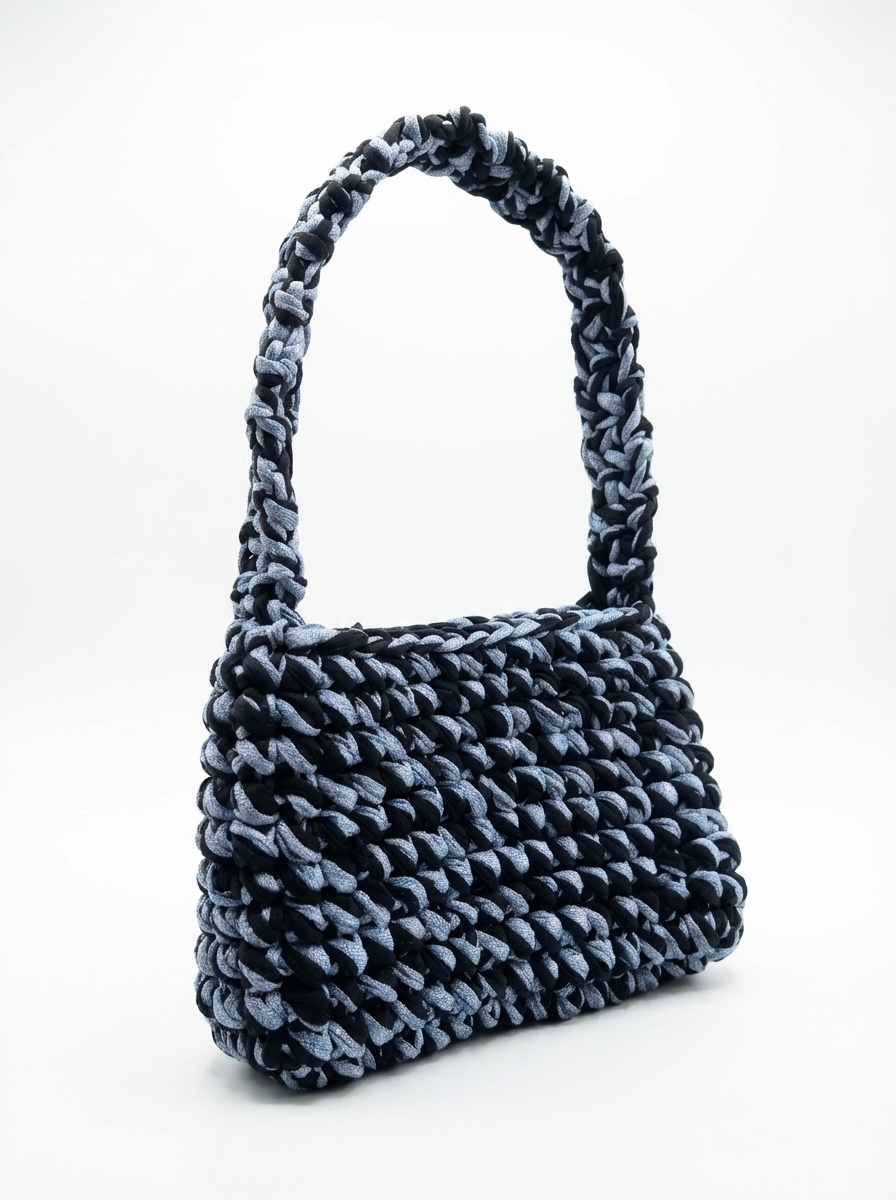 Azura Weave